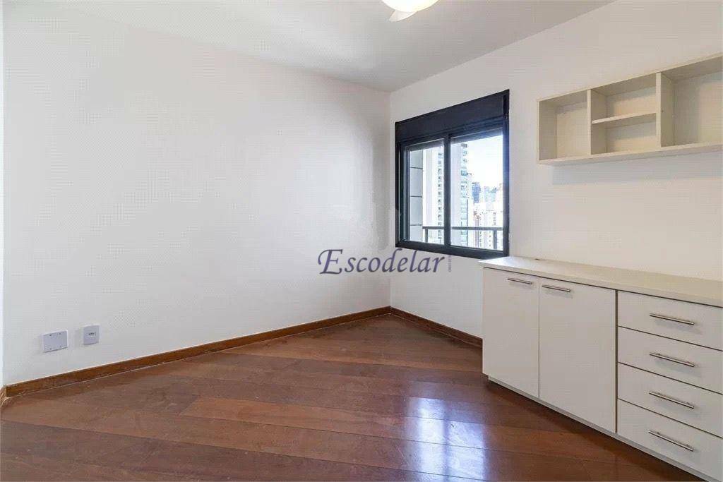 Apartamento à venda com 4 quartos, 214m² - Foto 19