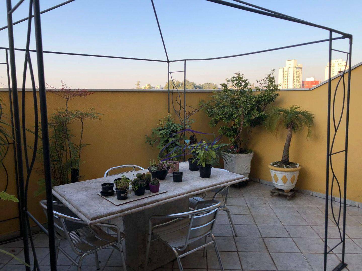 Casa à venda com 3 quartos, 217m² - Foto 9