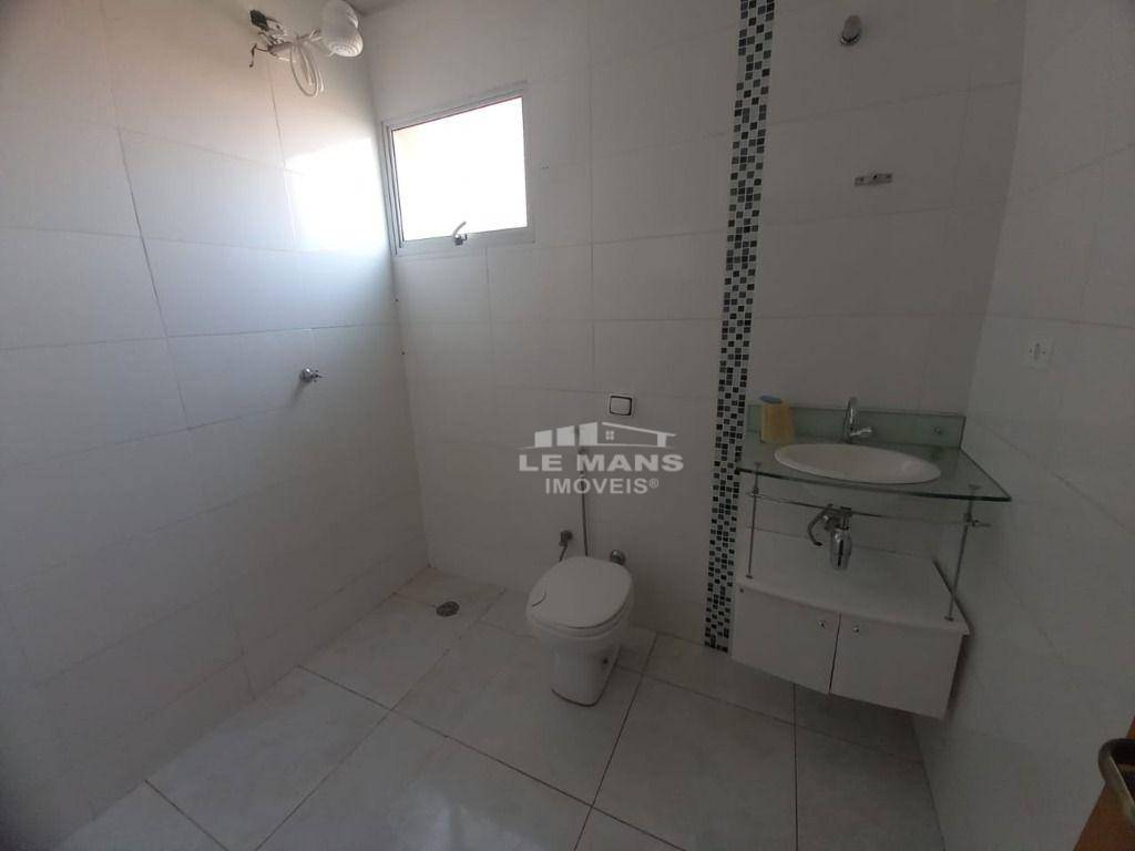 Casa à venda com 3 quartos, 170m² - Foto 4