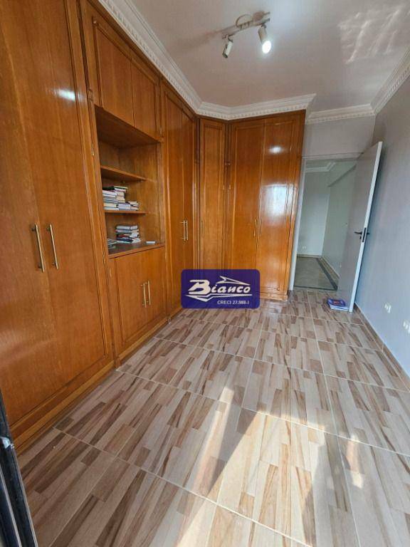 Apartamento à venda com 3 quartos, 130m² - Foto 23