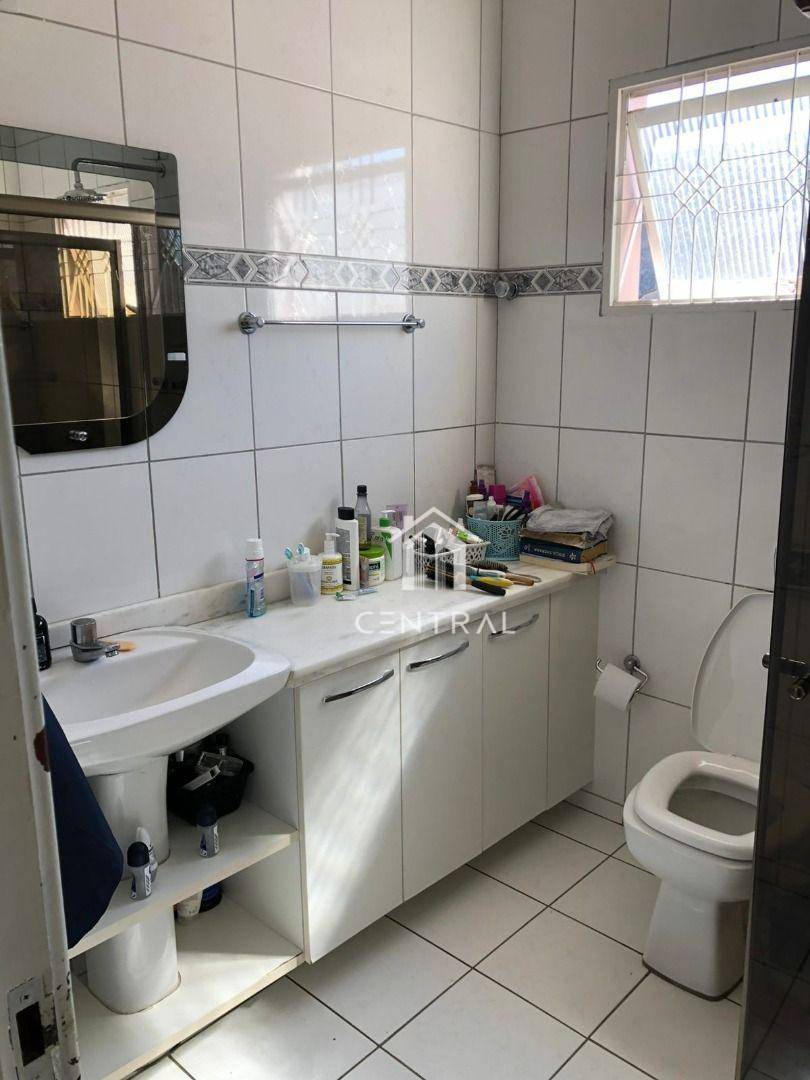 Sobrado à venda com 4 quartos, 244m² - Foto 13