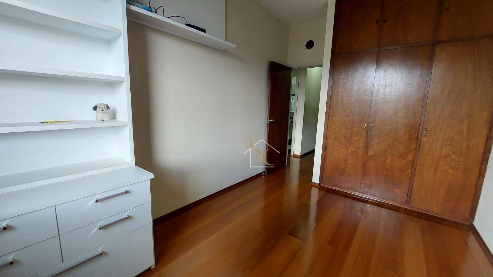 Casa à venda com 6 quartos, 494m² - Foto 12