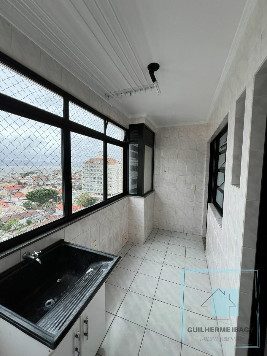 Apartamento à venda com 3 quartos, 116m² - Foto 9