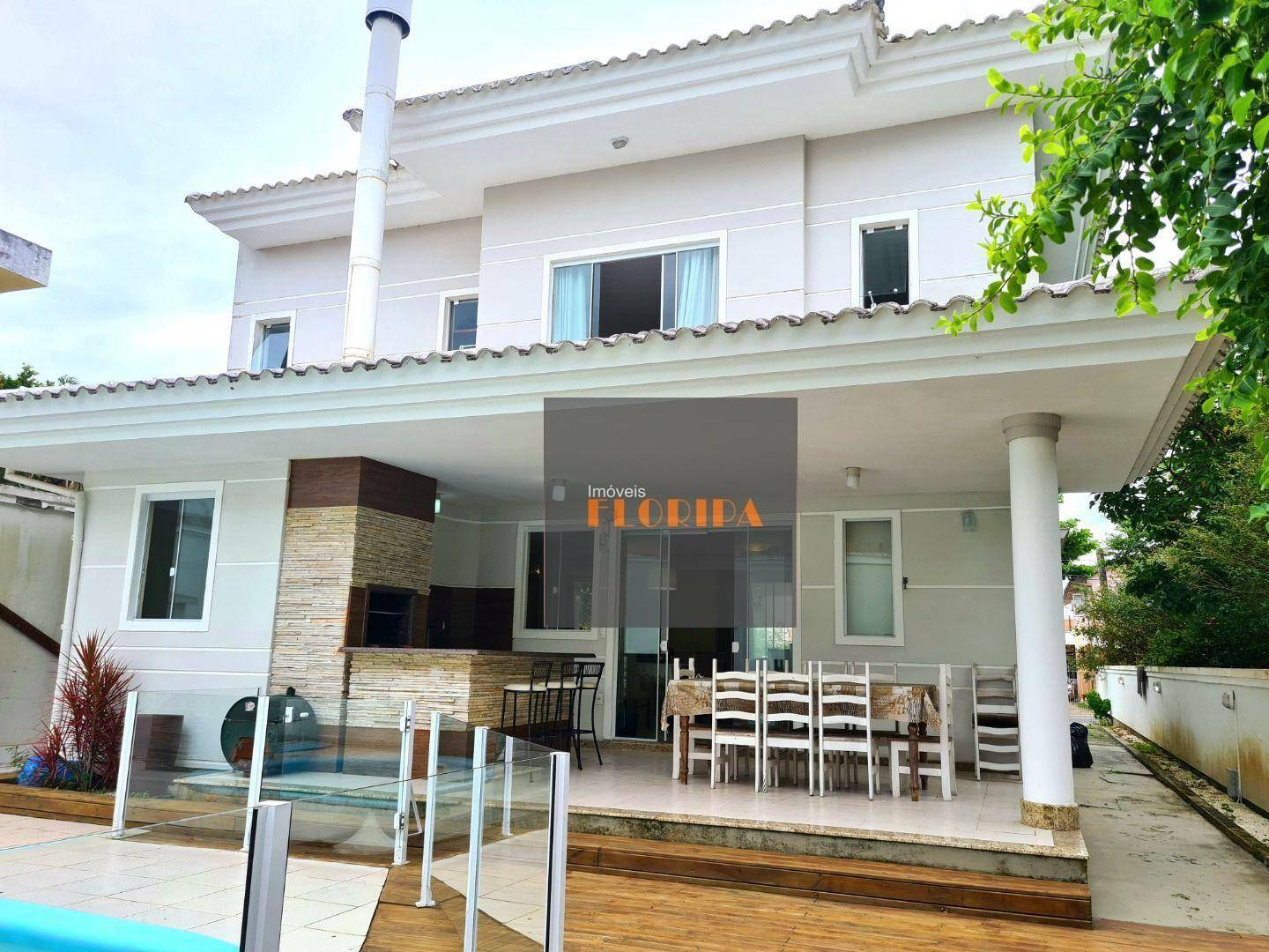 Casa à venda com 4 quartos, 217m² - Foto 37