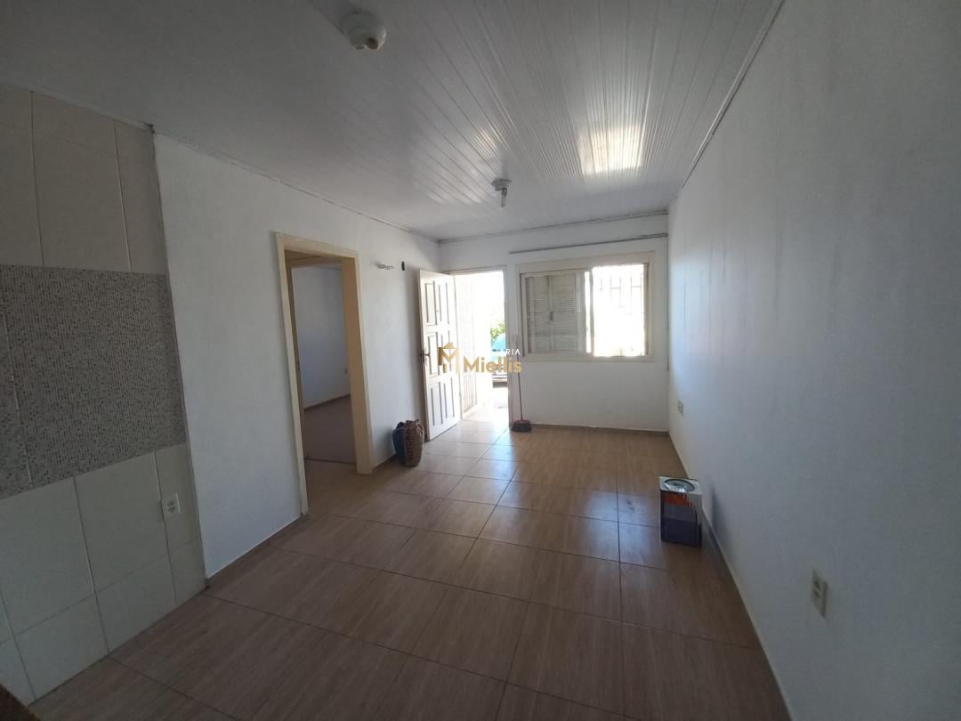 Casa à venda com 4 quartos, 100m² - Foto 4