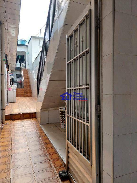 Casa à venda com 4 quartos, 150m² - Foto 42