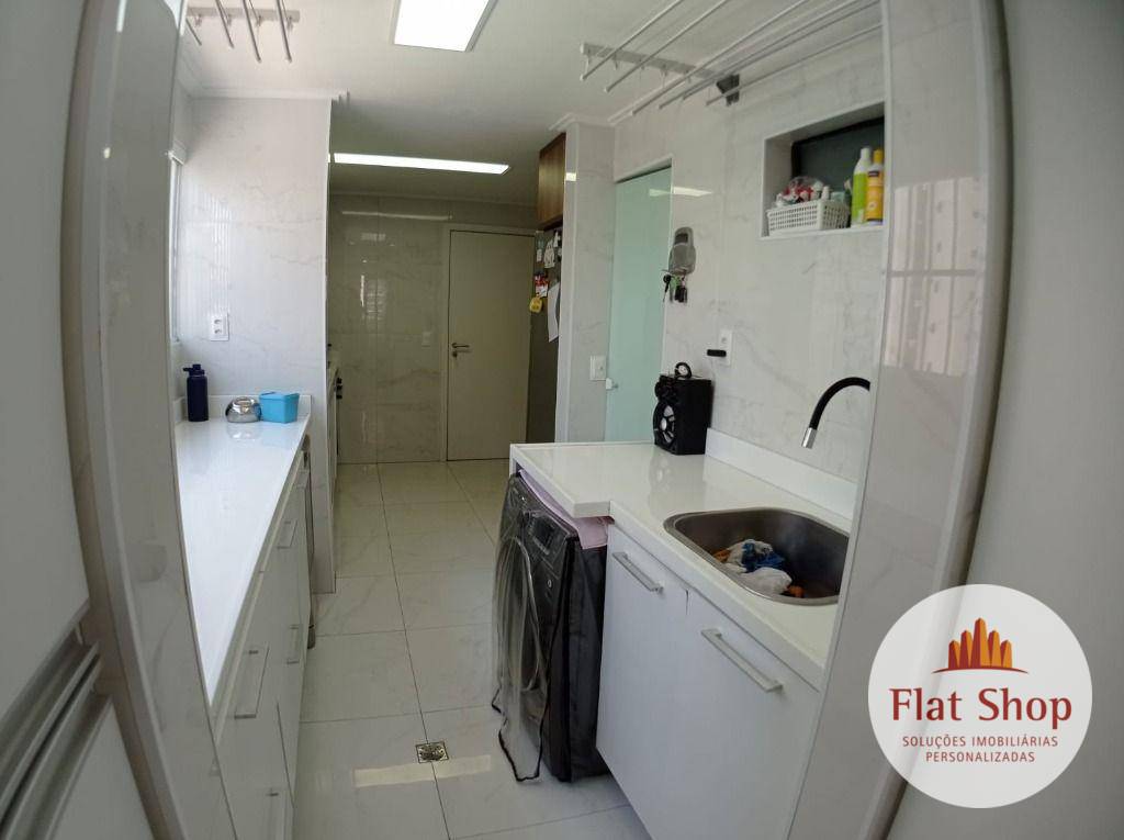 Apartamento à venda com 3 quartos, 151m² - Foto 35