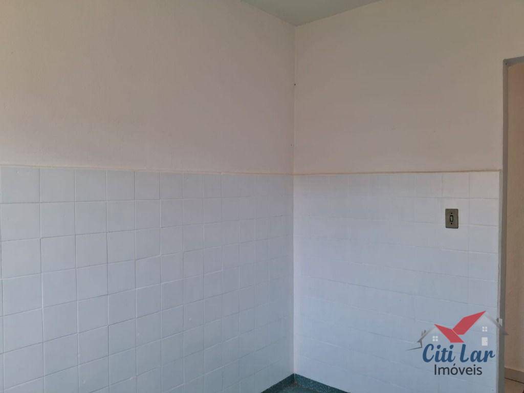 Casa para alugar com 1 quarto, 38m² - Foto 19