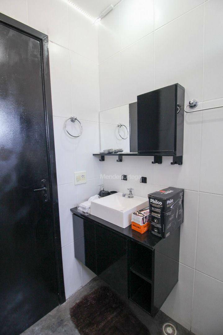 Apartamento para alugar com 2 quartos, 57m² - Foto 15