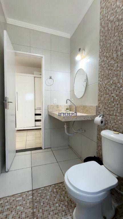 Casa, 4 quartos, 230 m² - Foto 9