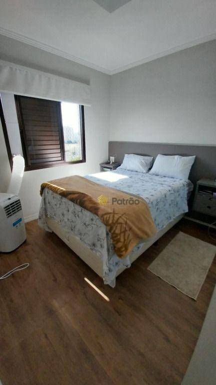 Apartamento à venda com 3 quartos, 70m² - Foto 11