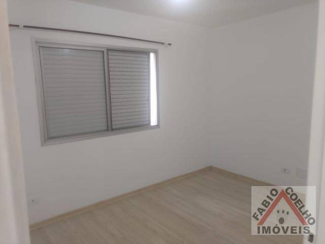 Apartamento à venda com 2 quartos, 55m² - Foto 18