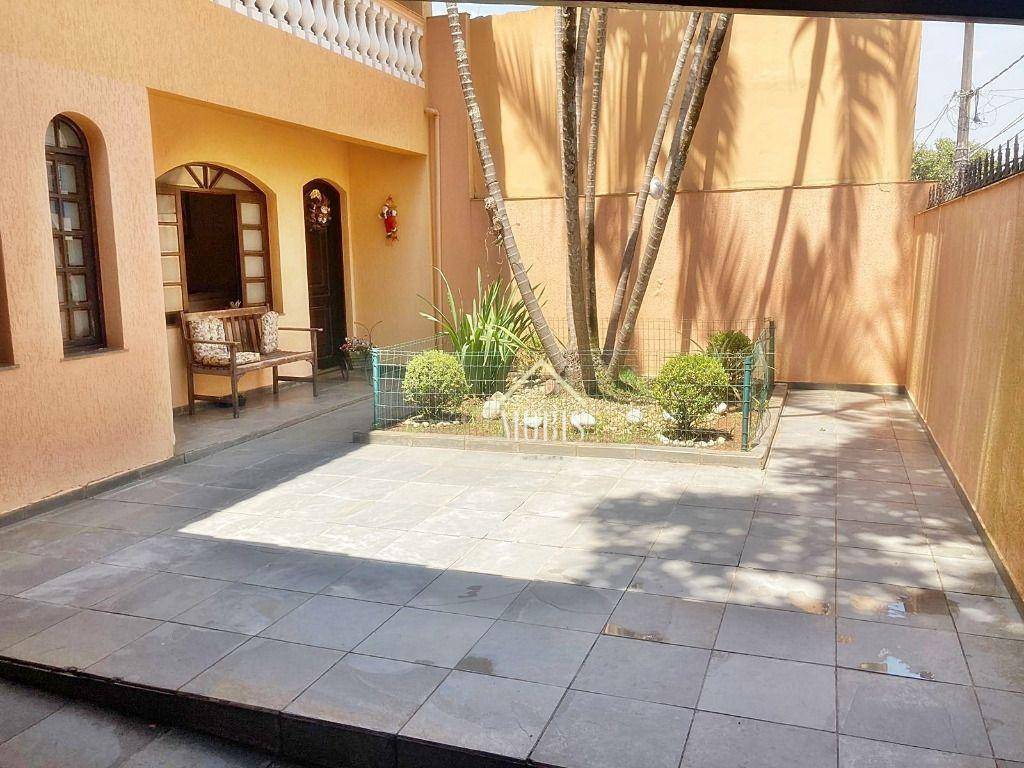 Sobrado à venda com 3 quartos, 313m² - Foto 24