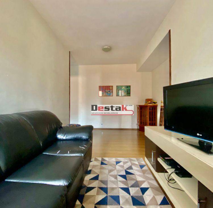 Apartamento à venda com 3 quartos, 74m² - Foto 7