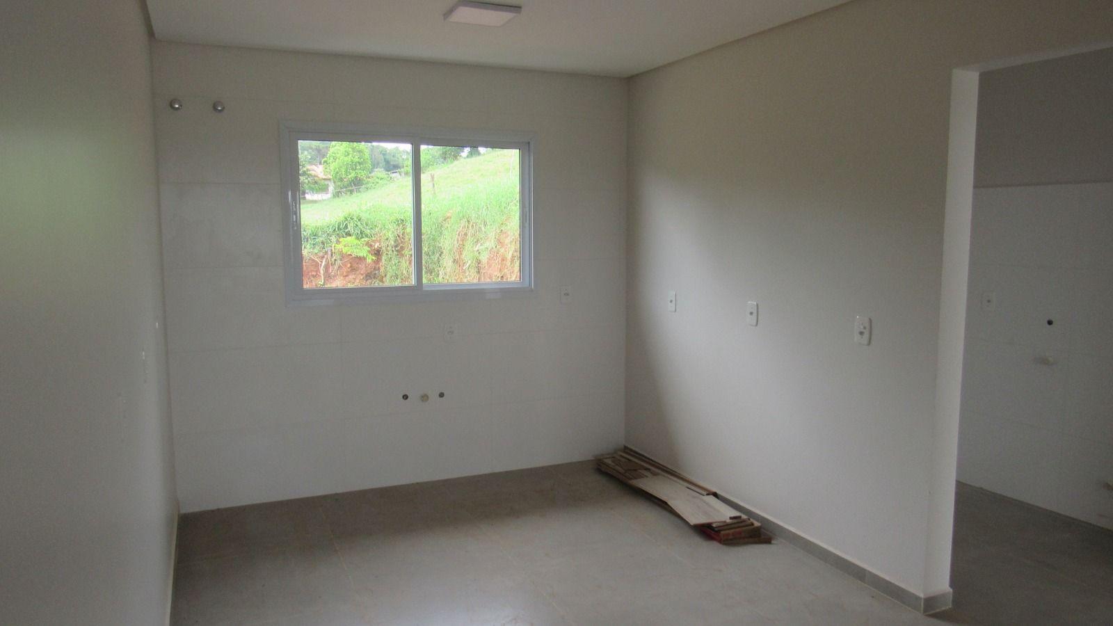 Casa à venda com 3 quartos, 90m² - Foto 14