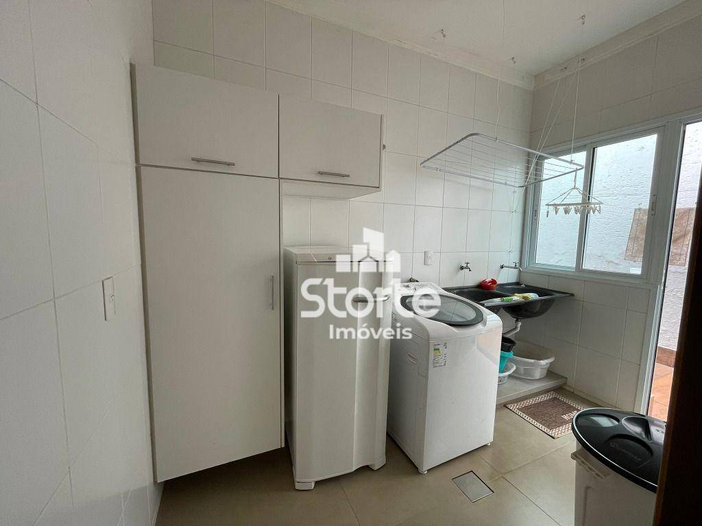 Casa à venda com 3 quartos, 279m² - Foto 9