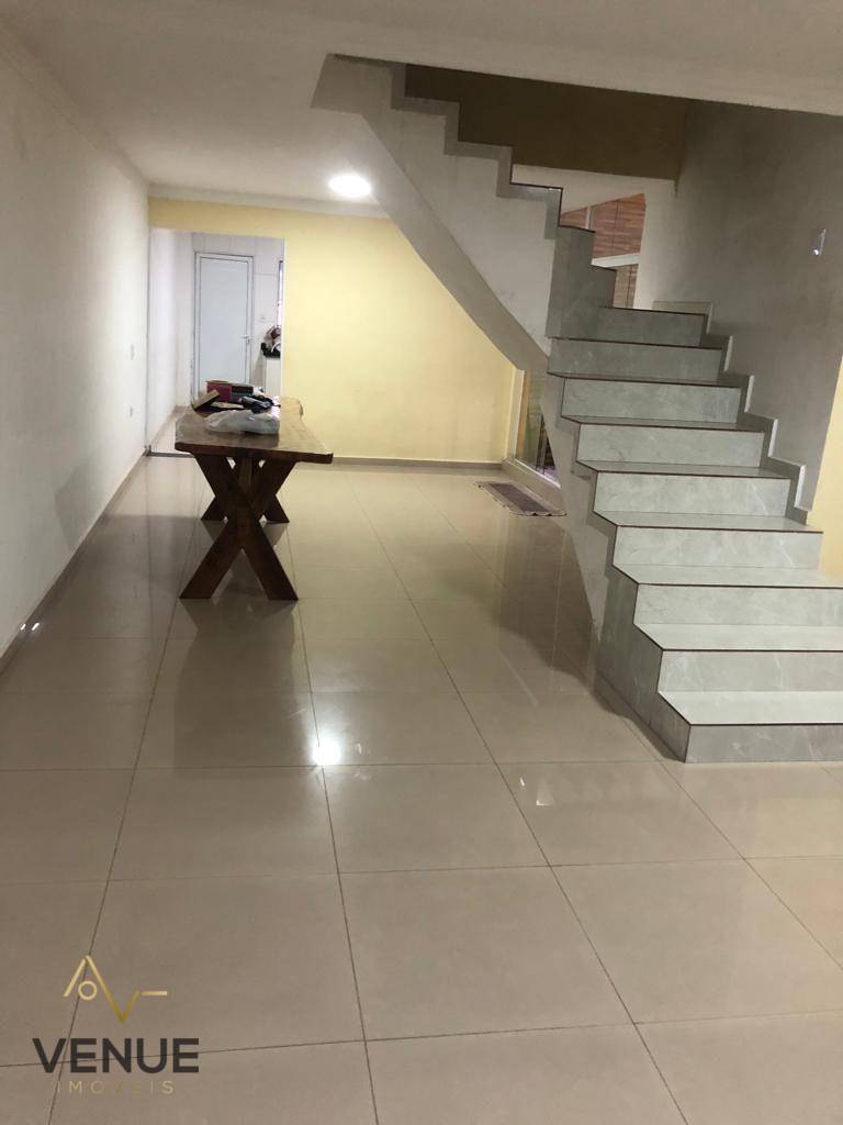 Sobrado à venda com 5 quartos, 240m² - Foto 25