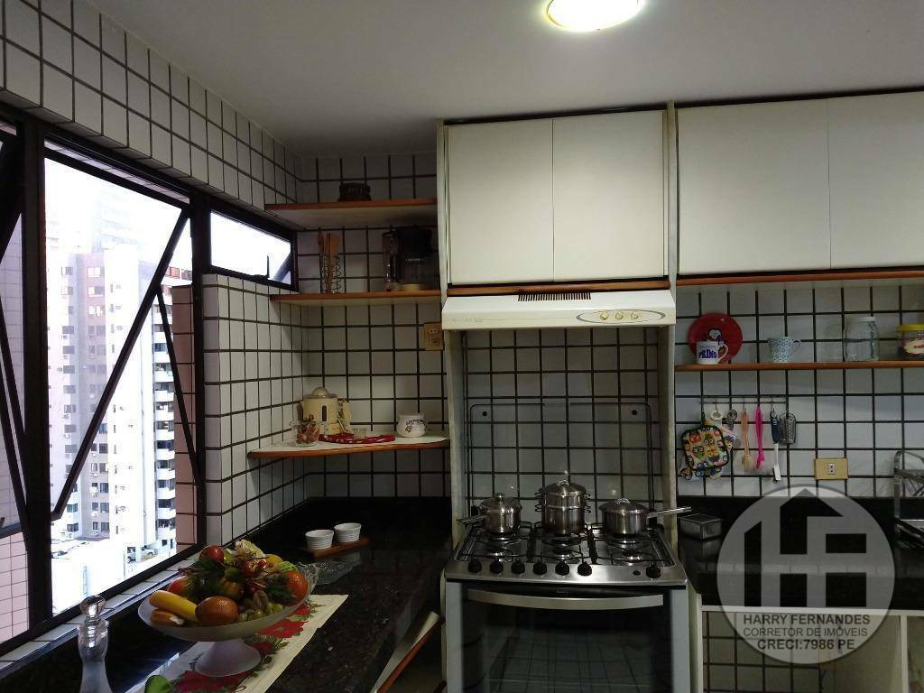 Apartamento à venda com 3 quartos, 157m² - Foto 10