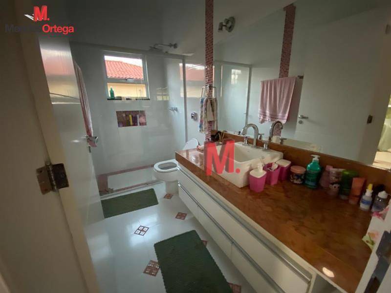 Casa de Condomínio à venda e aluguel com 4 quartos, 800m² - Foto 9