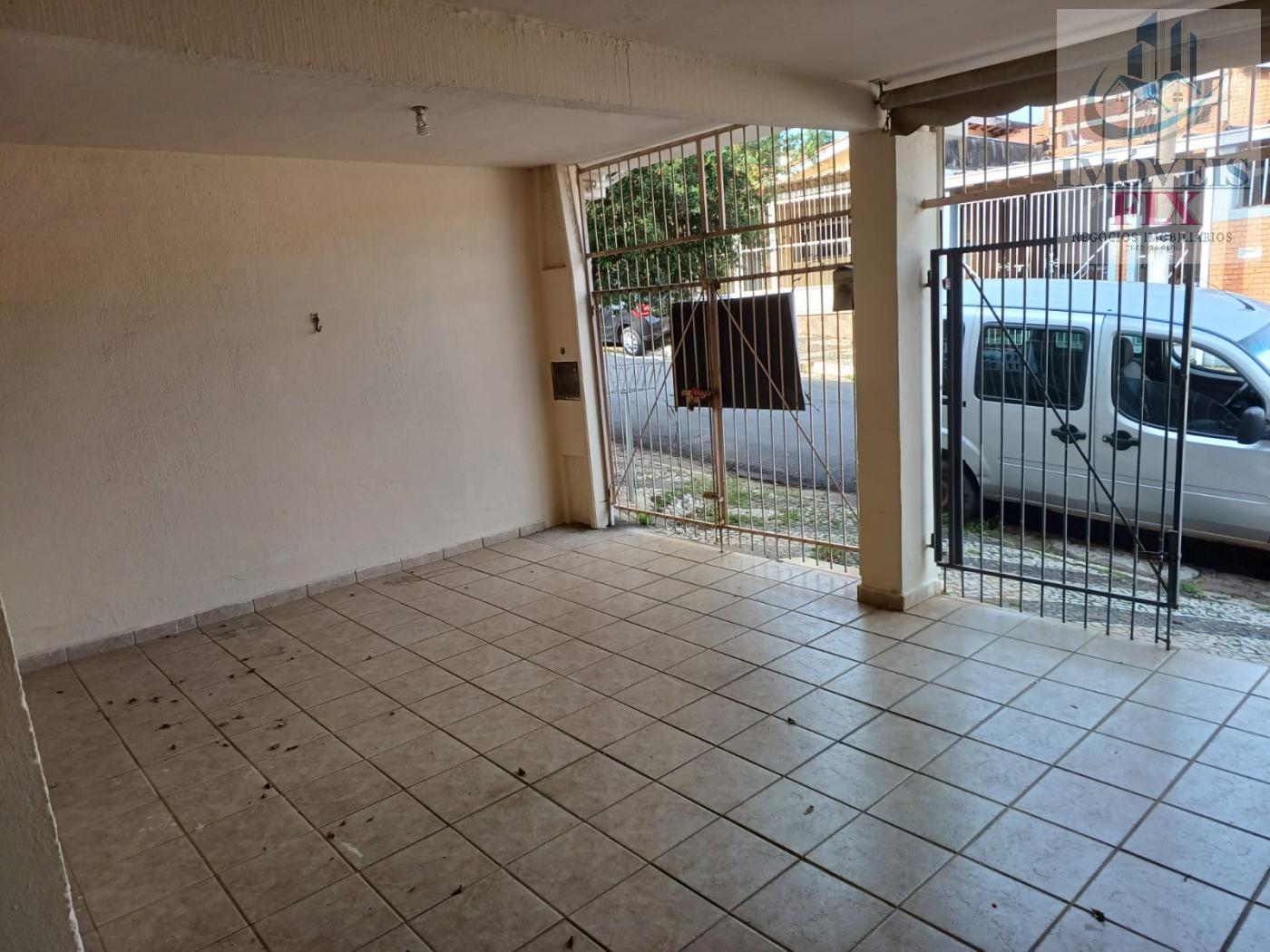 Casa à venda com 2 quartos, 100m² - Foto 2