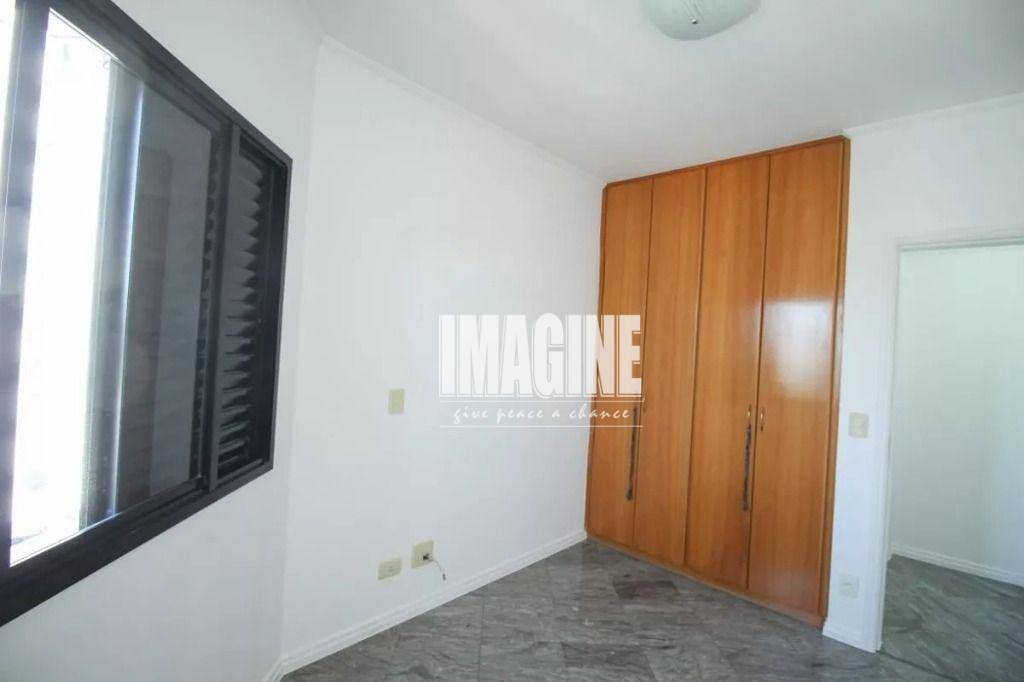 Apartamento à venda com 3 quartos, 95m² - Foto 7