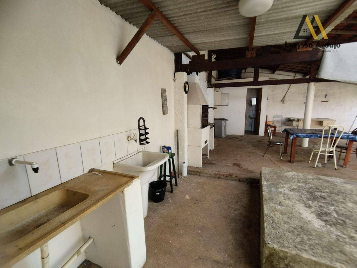 Chácara à venda com 2 quartos, 168m² - Foto 8