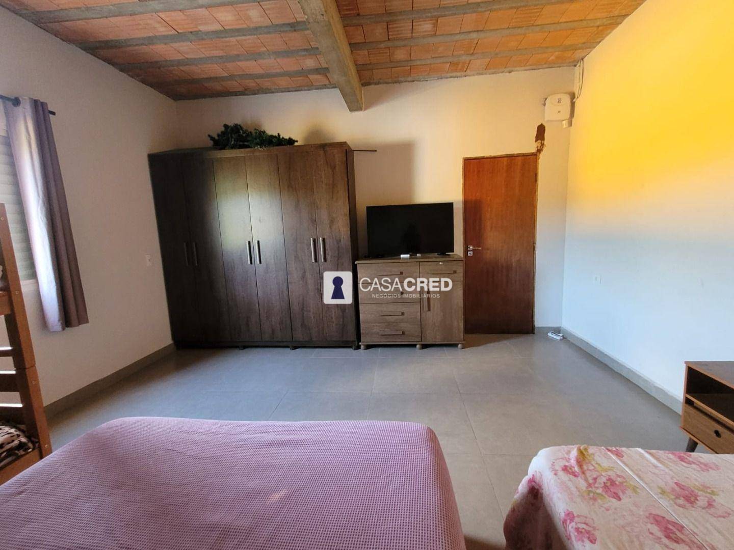 Chácara à venda com 2 quartos, 200m² - Foto 8