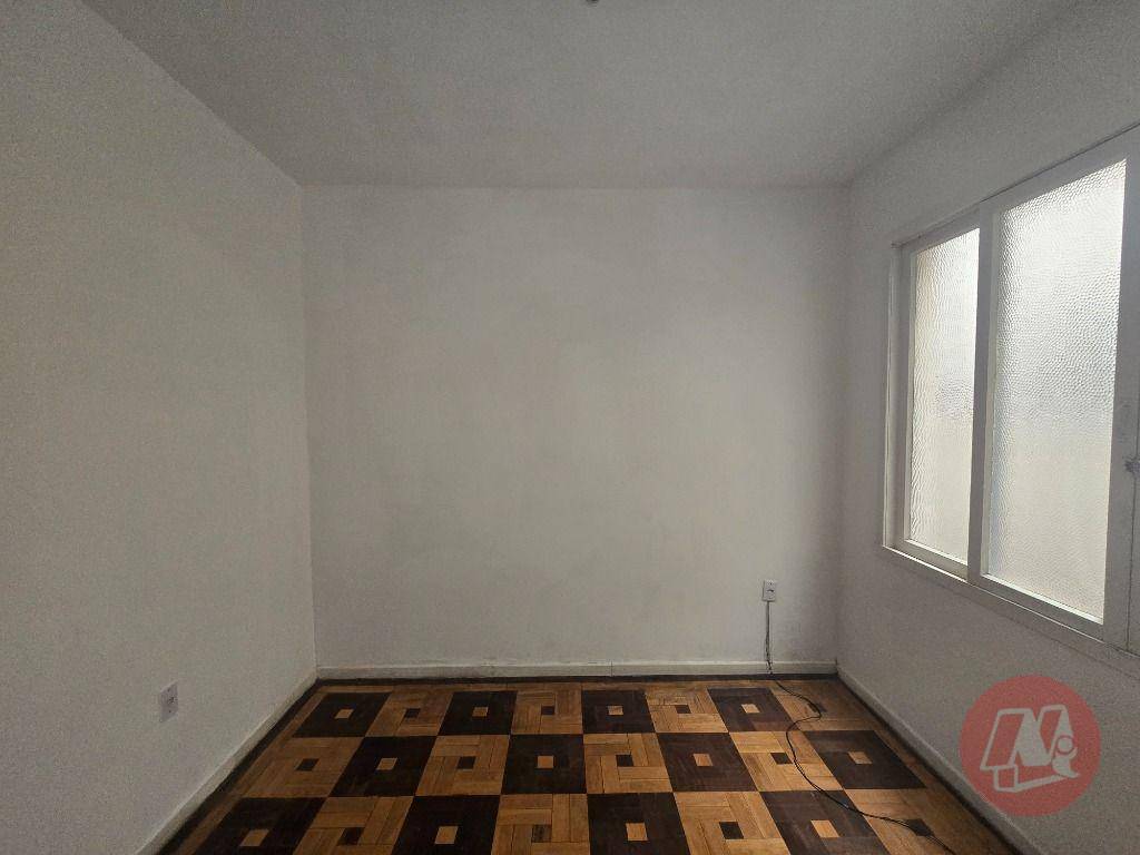 Apartamento para alugar com 3 quartos, 110m² - Foto 21