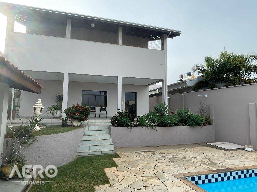 Casa de Condomínio à venda com 3 quartos, 341m² - Foto 24