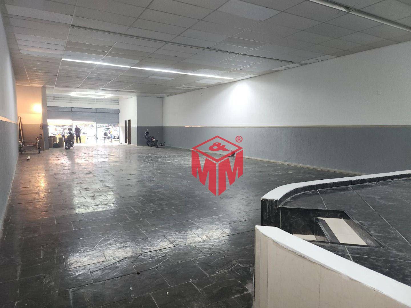 Loja-Salão para alugar, 350m² - Foto 1