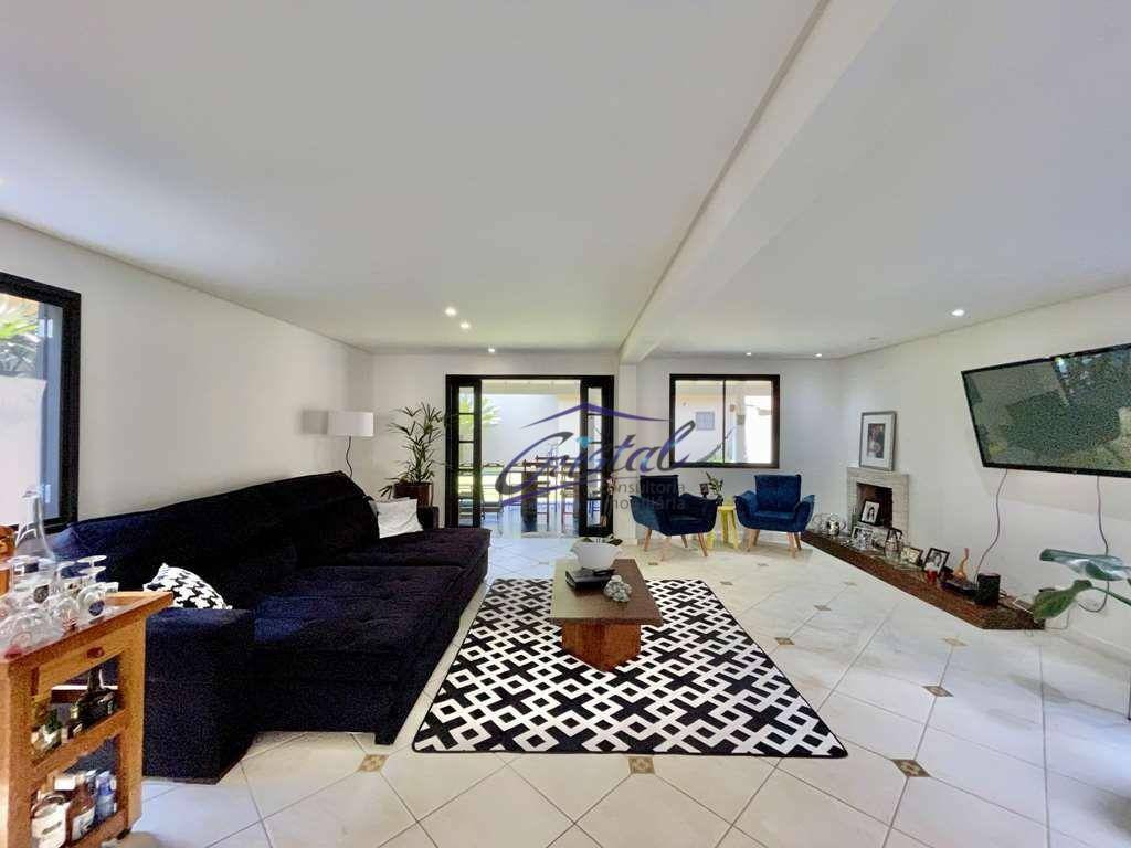 Casa à venda com 4 quartos, 250m² - Foto 11