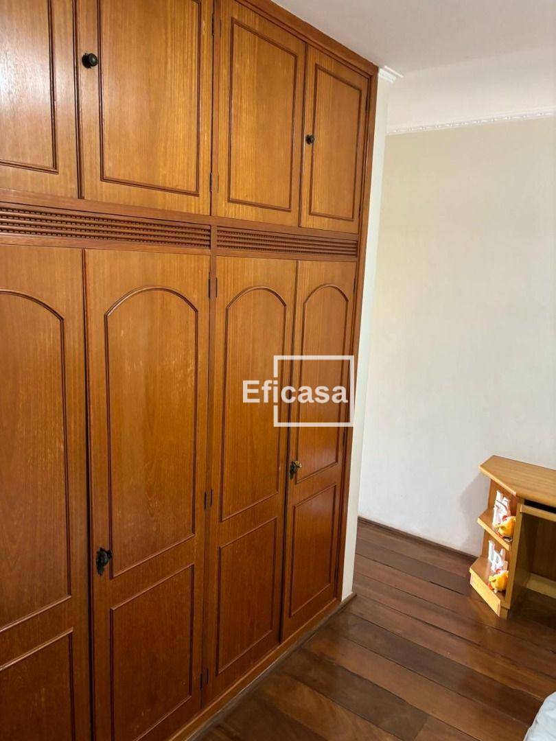 Casa à venda e aluguel com 3 quartos, 271m² - Foto 18