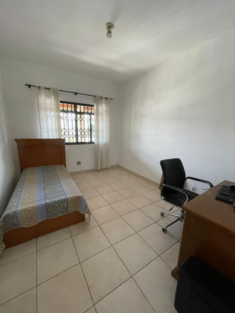 Casa de Condomínio à venda com 5 quartos, 260m² - Foto 9