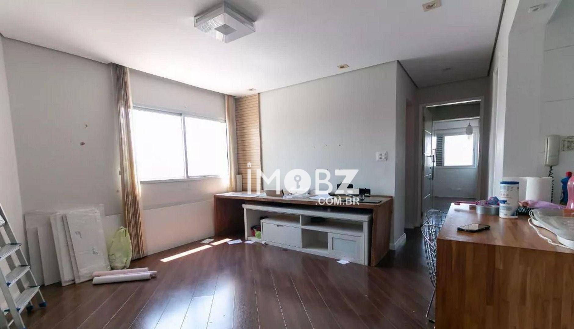 Apartamento à venda com 2 quartos, 64m² - Foto 2