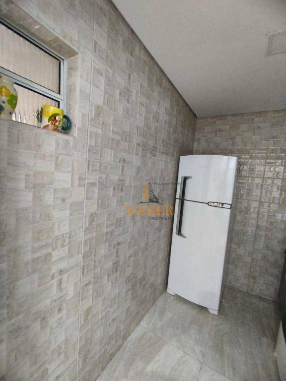 Sobrado à venda com 2 quartos, 74m² - Foto 32