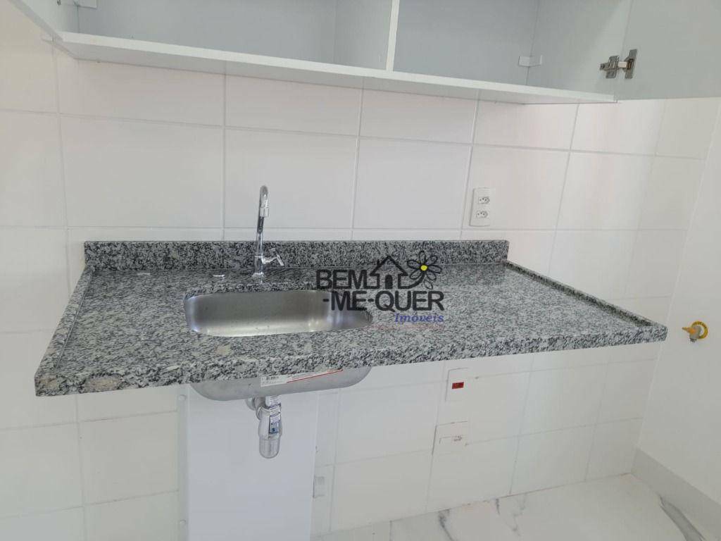 Apartamento à venda com 2 quartos, 52m² - Foto 19