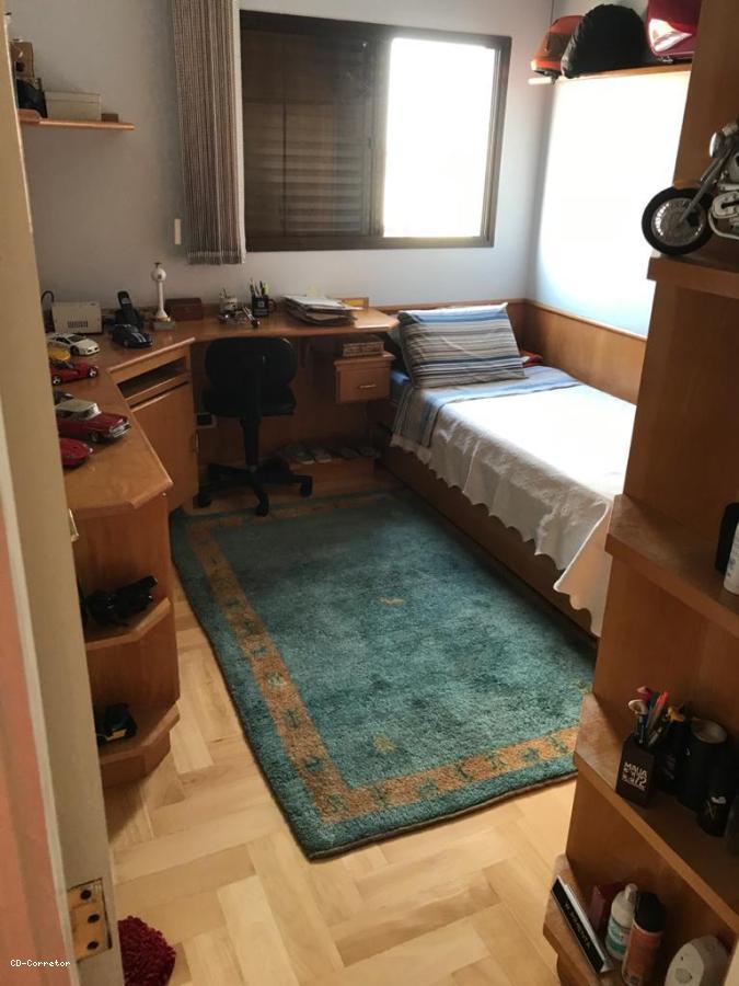 Apartamento à venda com 3 quartos, 162m² - Foto 21