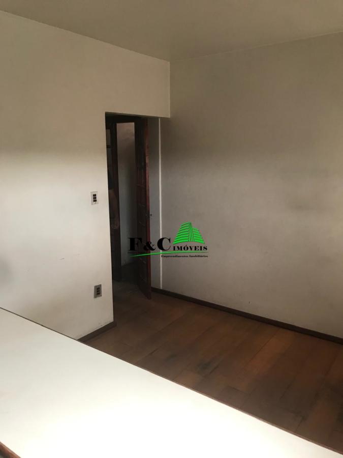 Casa à venda com 3 quartos, 180m² - Foto 16