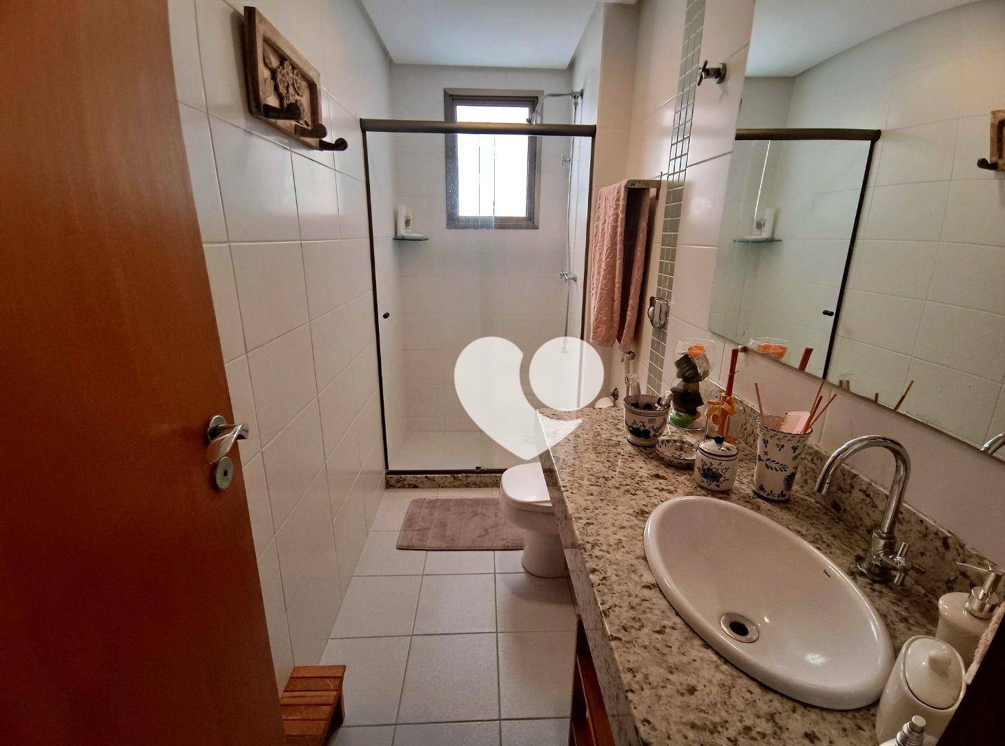 Apartamento à venda com 4 quartos, 191m² - Foto 23