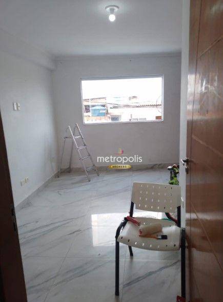 Sobrado à venda com 2 quartos, 210m² - Foto 14