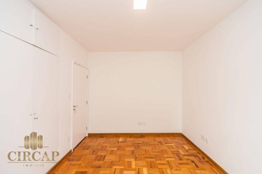 Apartamento à venda com 3 quartos, 140m² - Foto 14