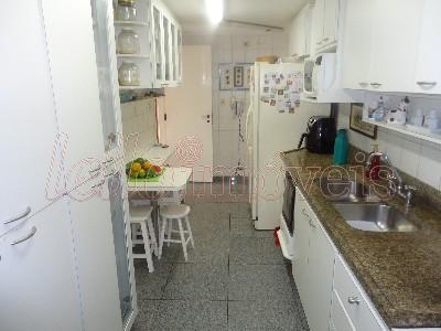 Apartamento para alugar com 2 quartos, 96m² - Foto 8