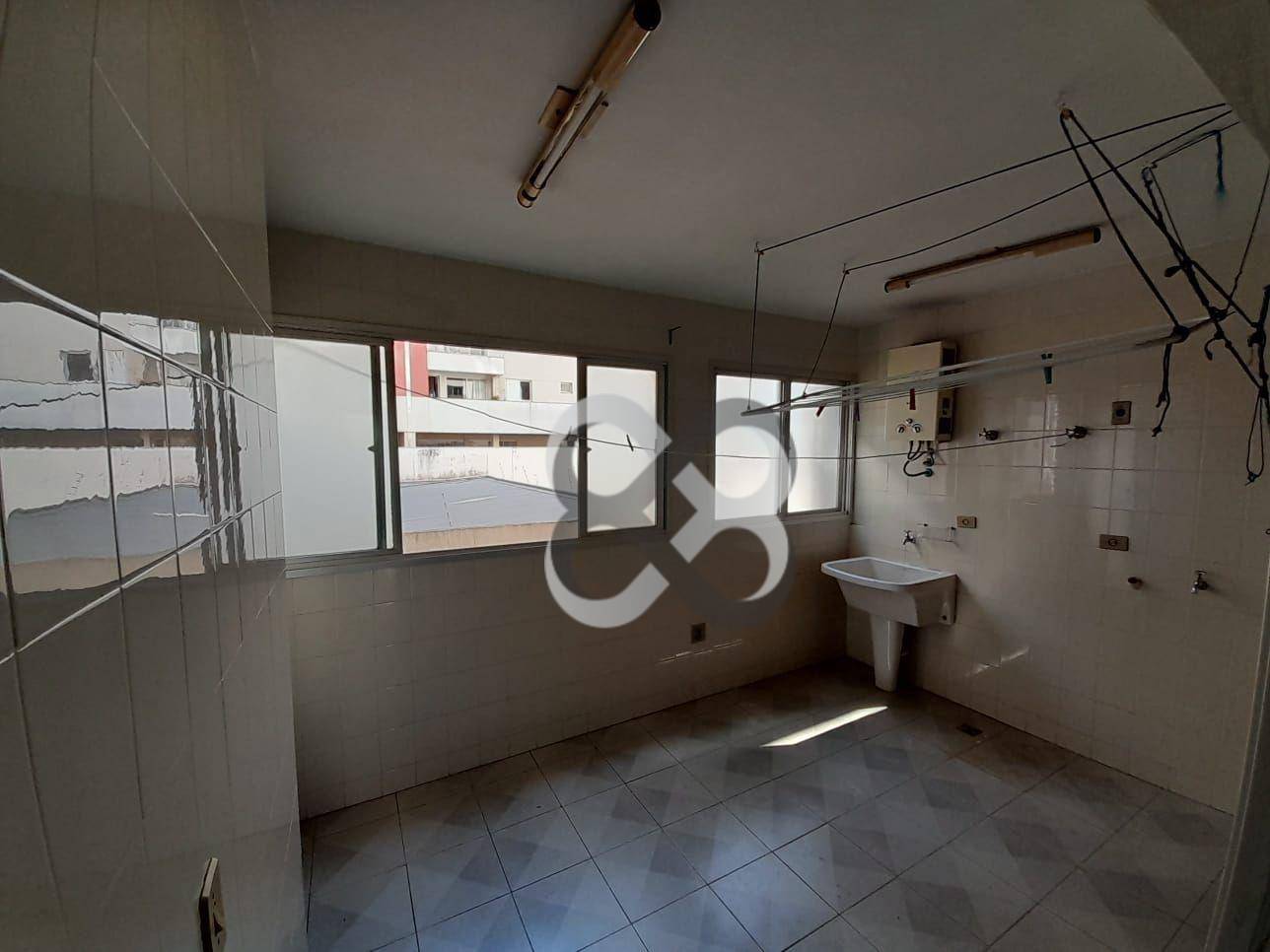 Apartamento à venda com 3 quartos, 140m² - Foto 15