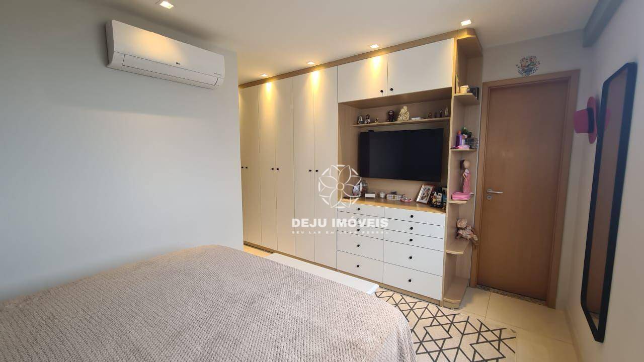 Apartamento à venda com 3 quartos, 121m² - Foto 19