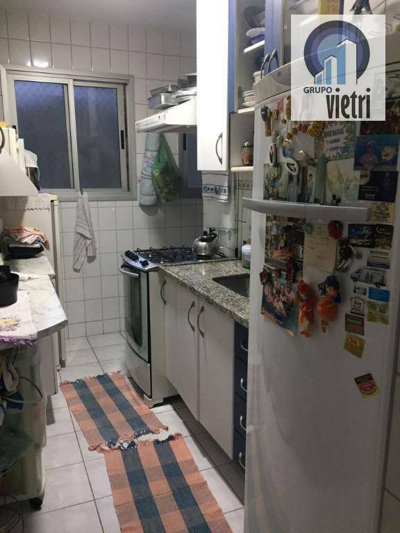 Apartamento à venda com 2 quartos, 62m² - Foto 15