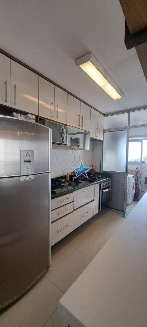 Apartamento à venda com 3 quartos, 74m² - Foto 20