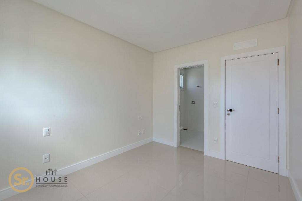 Apartamento à venda com 3 quartos, 128m² - Foto 9