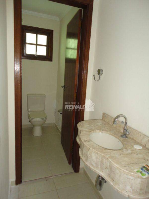 Casa de Condomínio para alugar com 3 quartos, 250m² - Foto 17