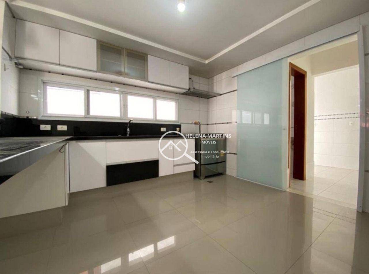 Sobrado à venda com 3 quartos, 225m² - Foto 4