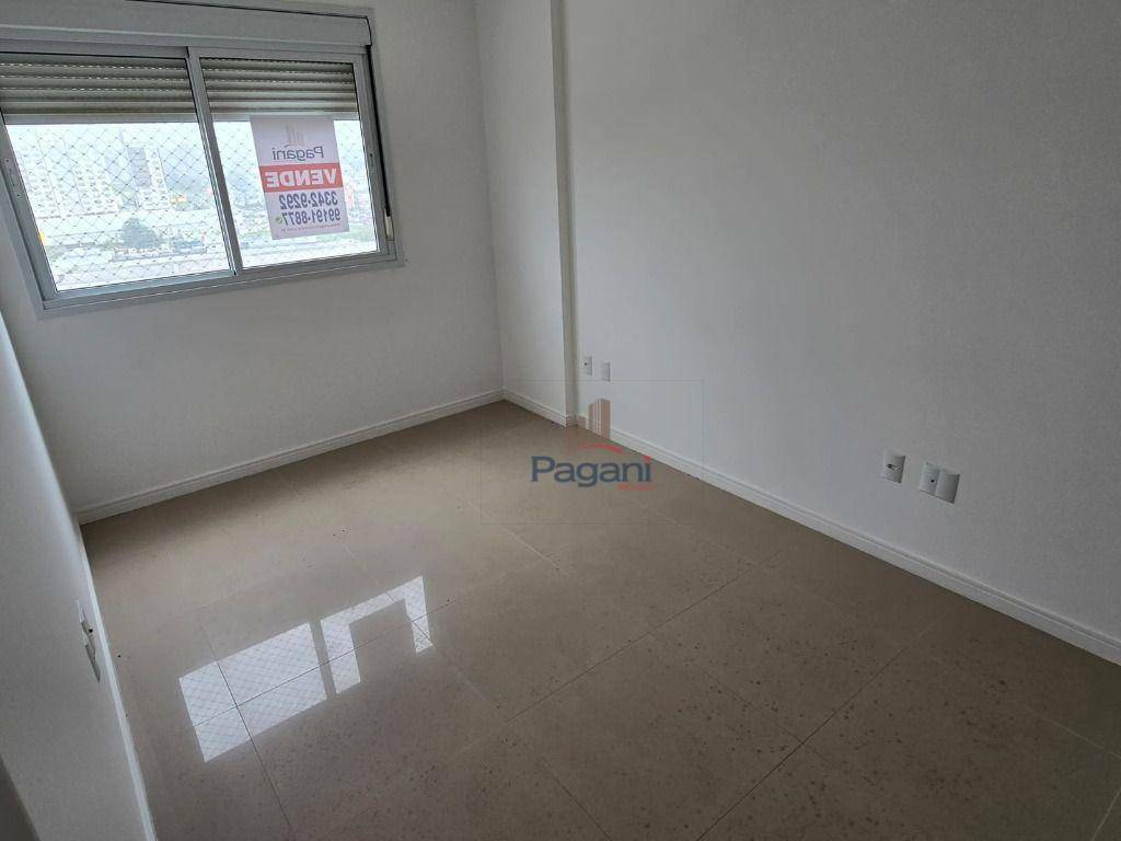 Apartamento à venda com 3 quartos, 80m² - Foto 29